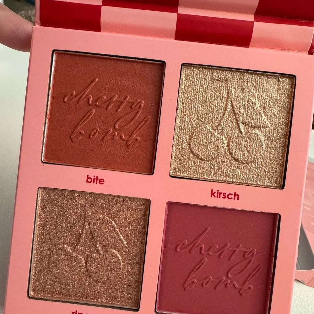 Ciaté London Cherry Bomb palette